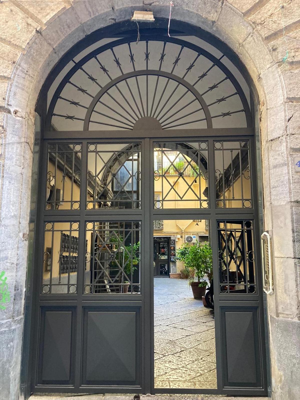 Casa Velata A Spaccanapoli ภายนอก รูปภาพ