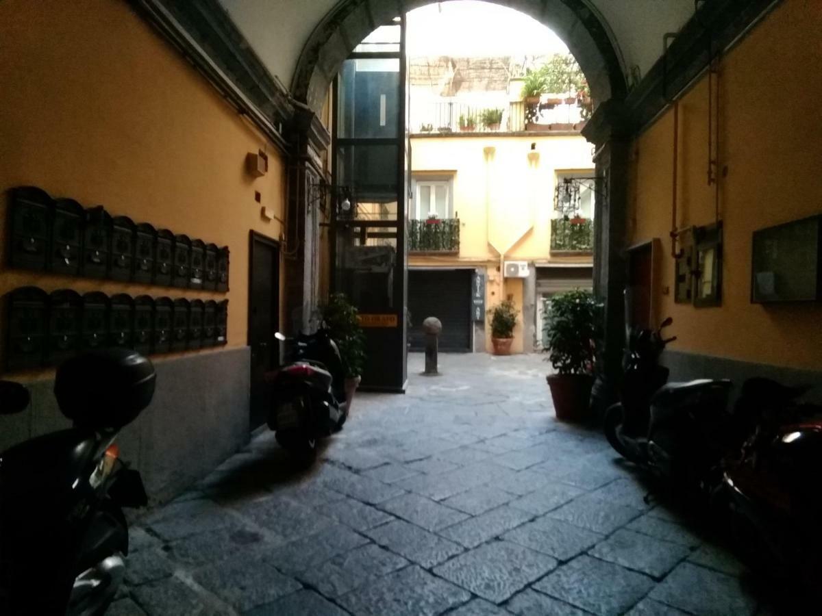 Casa Velata A Spaccanapoli ภายนอก รูปภาพ